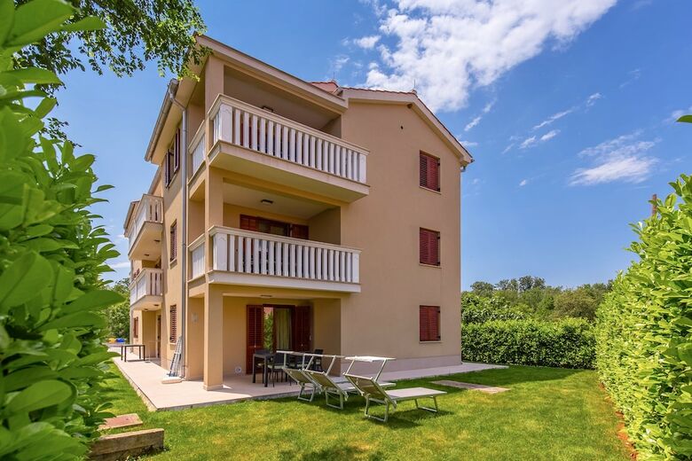 Apartamentos Villa Mike