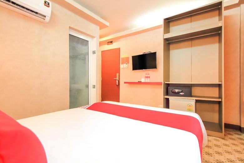 Oyo 332 Everest Boutique Hotel