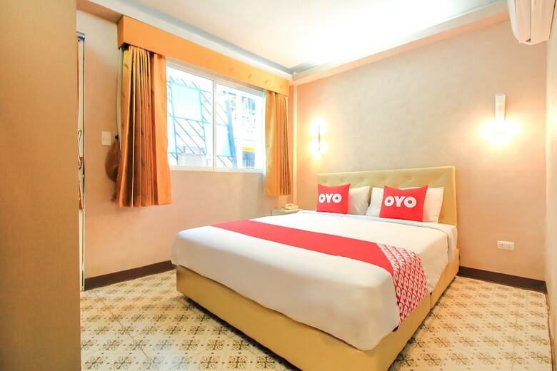 Oyo 332 Everest Boutique Hotel