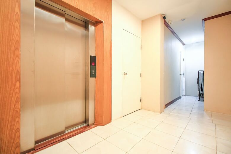 Oyo 332 Everest Boutique Hotel