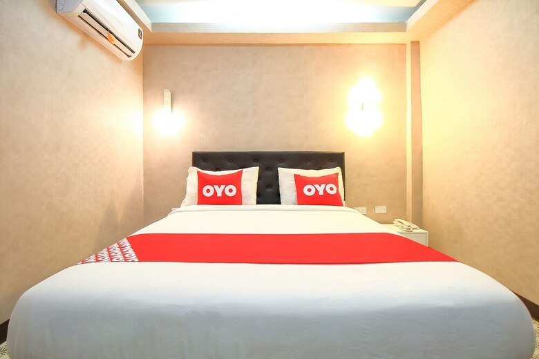 Oyo 332 Everest Boutique Hotel