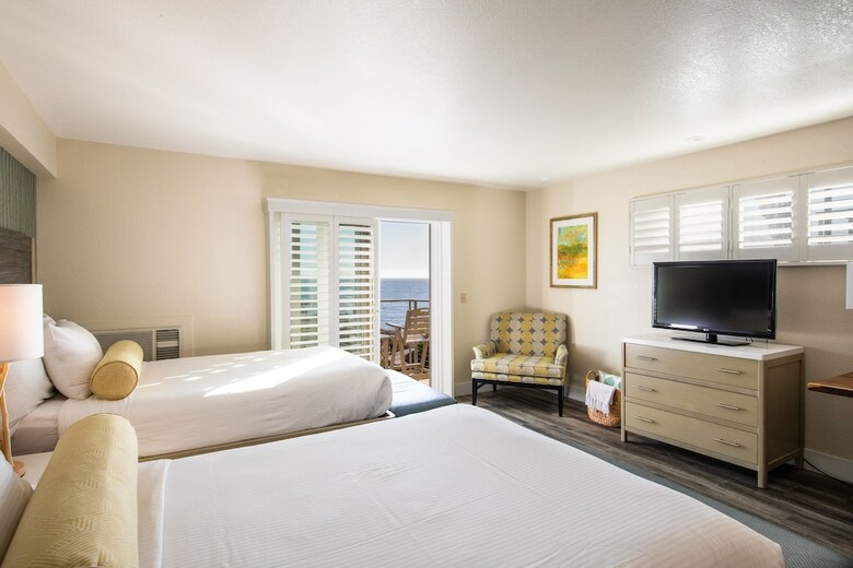 Hotel Inn At The Cove