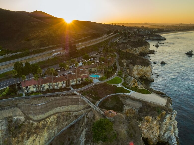 Hotel Inn At The Cove