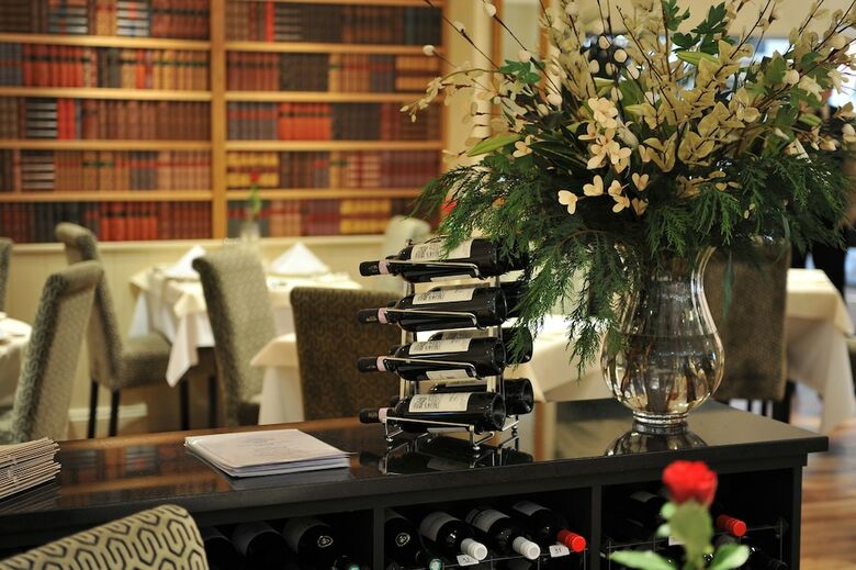 Le Bouchon Brasserie & Hotel