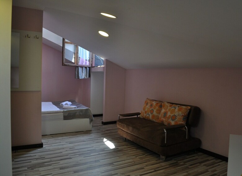 Tiflis Metekhi Hotel