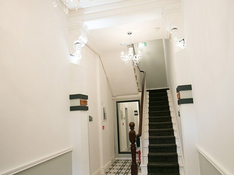 Coast & City Apartments