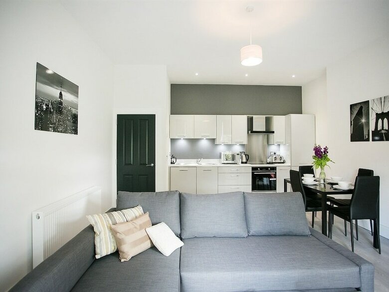 Coast & City Apartments