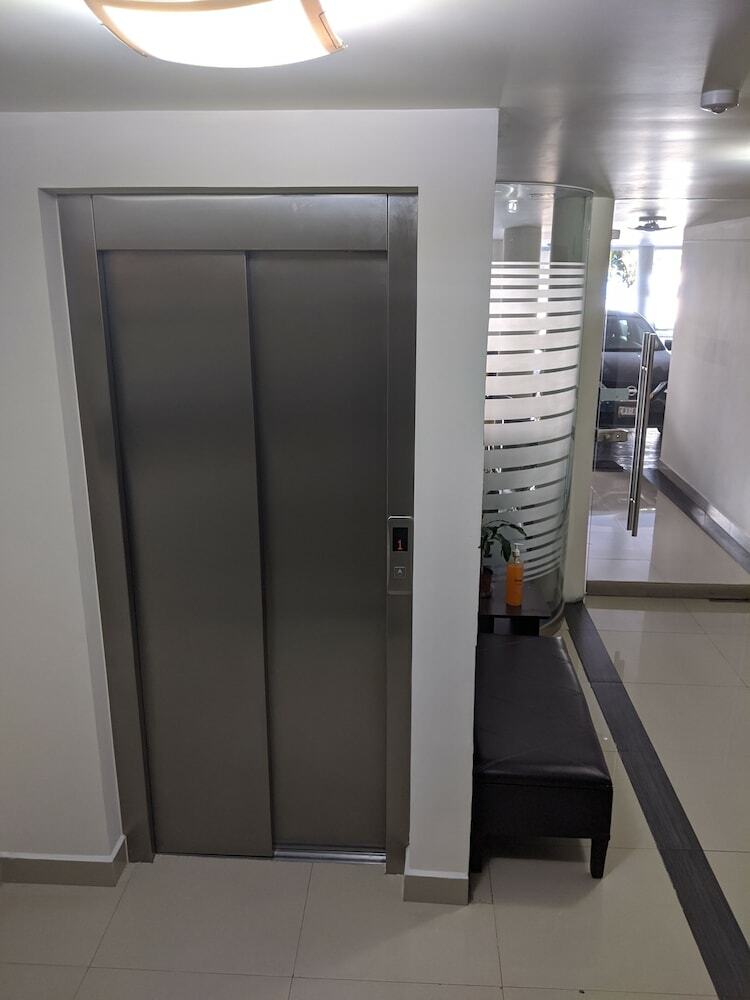 Apartamentos Grupo Kings Suites Alfredo de Musset