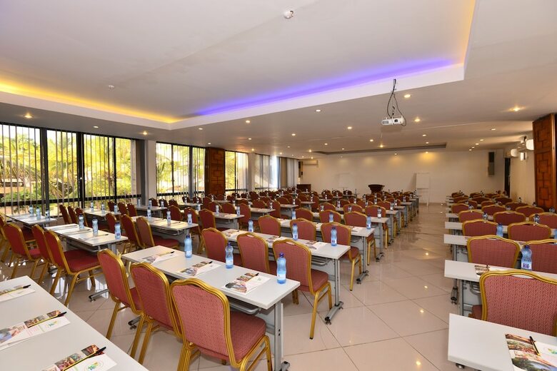 Hotel Baobab Holiday Resort