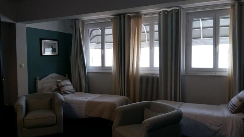 Hotel H�tel Les Embruns