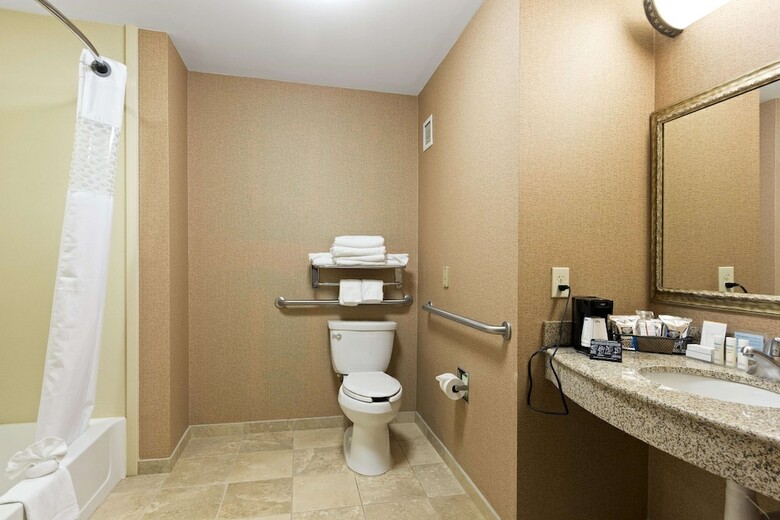 Hotel Hampton Inn Statesville