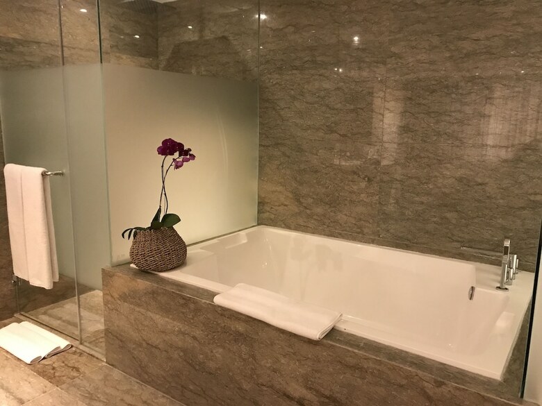 Daun Bali Seminyak Hotel