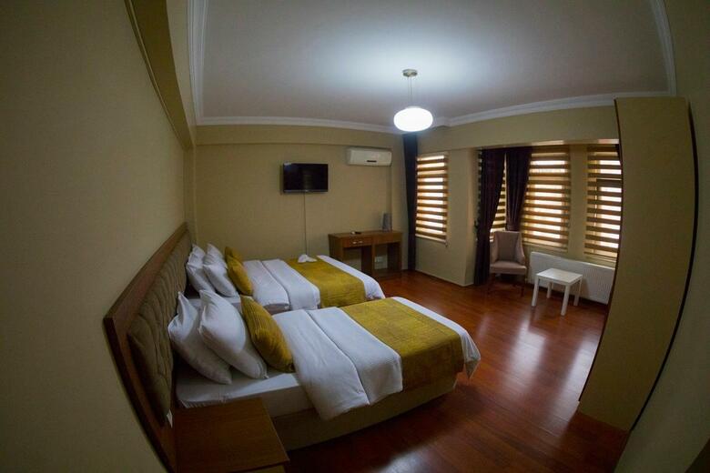 Hotel Ramparts
