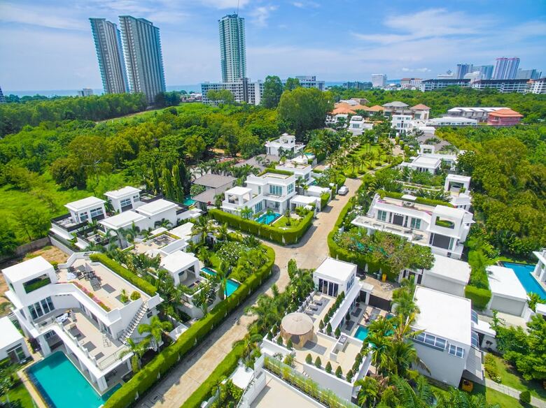 Colibri Pool Villa Pattaya