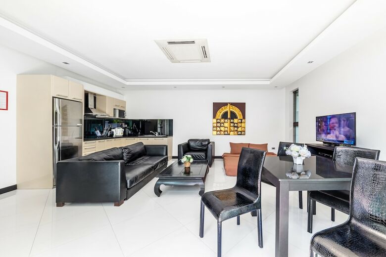 Colibri Pool Villa Pattaya