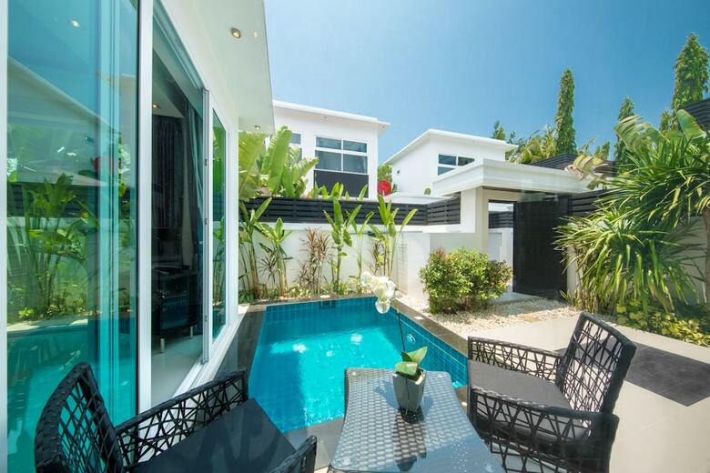 Colibri Pool Villa Pattaya