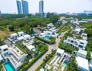 Colibri Pool Villa Pattaya