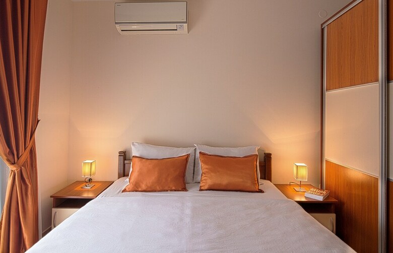Apartments Holiday