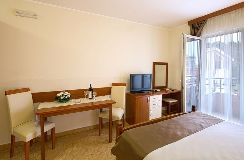 Apartments Holiday