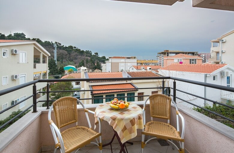 Apartments Holiday