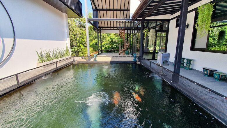 Nai Harn Baan-bua Villas