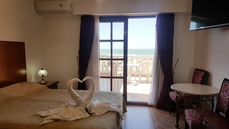 Atlantico Hotel