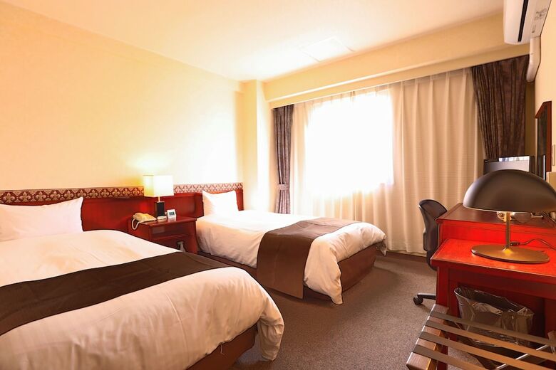 Kochi Sunrise Hotel