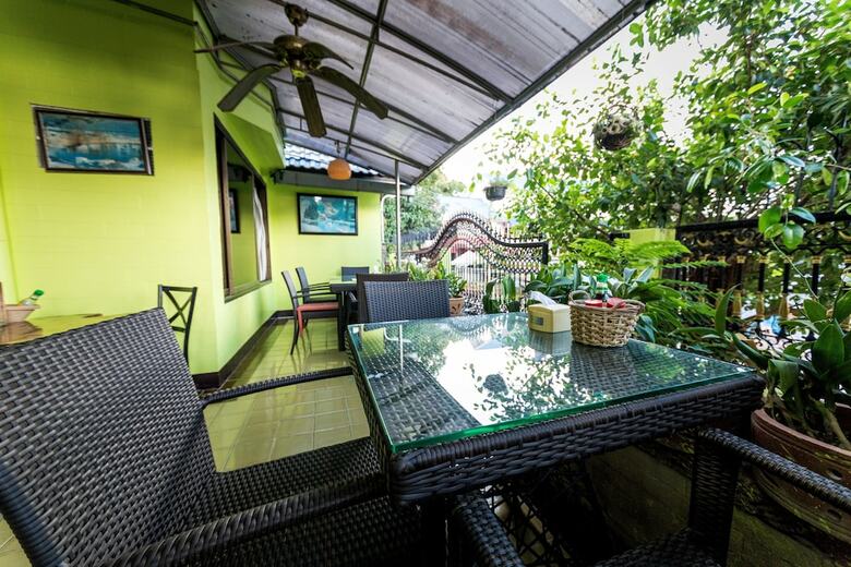 Hostal Green Hostel