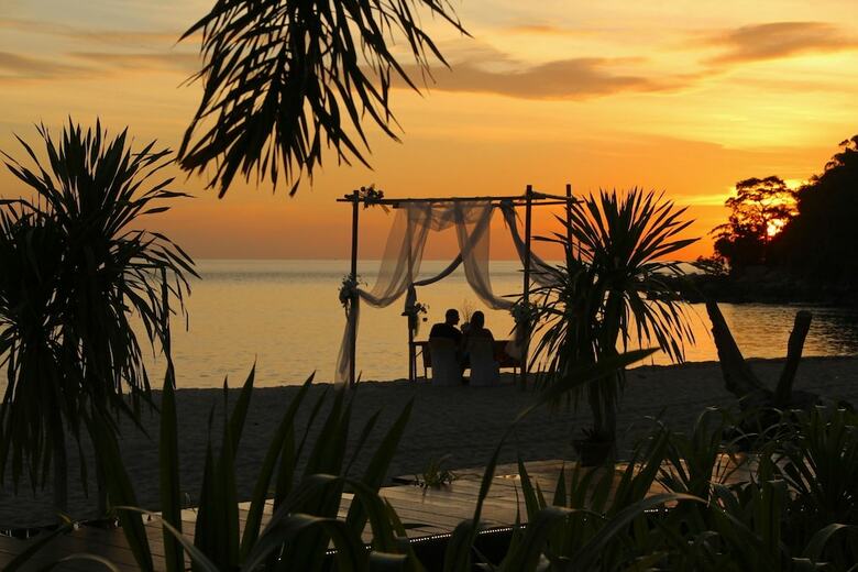 Hotel Adang Island Resort