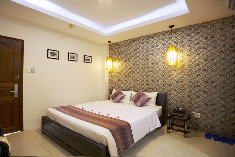 Senses Legend Hotel (Formerly Icon 36 Hotel)