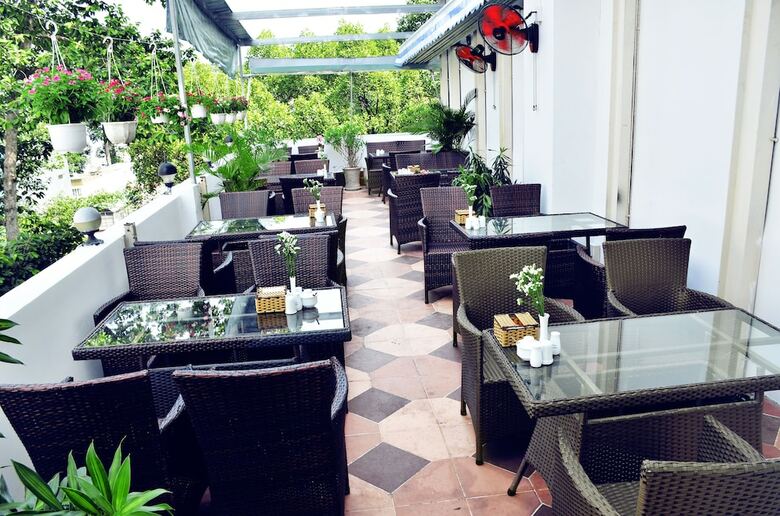 Senses Legend Hotel (Formerly Icon 36 Hotel)
