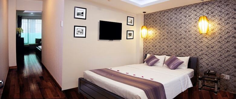 Senses Legend Hotel (Formerly Icon 36 Hotel)