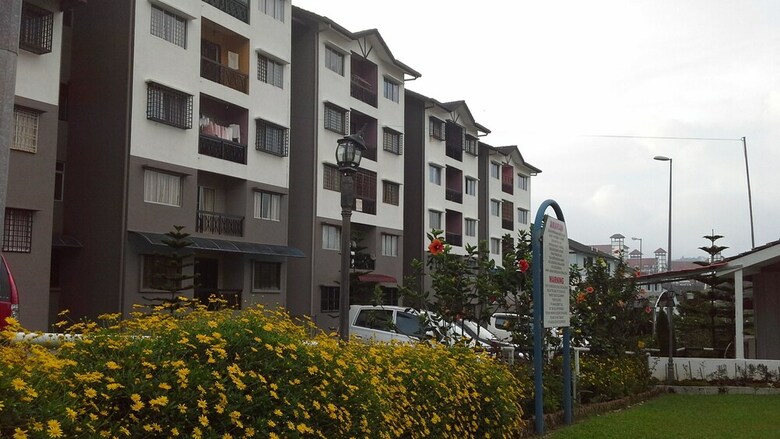 Kpw At Royal Lily Apartment