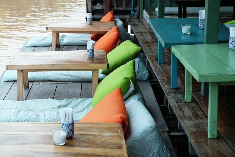 Hotel Baanrak Amphawa Homestay