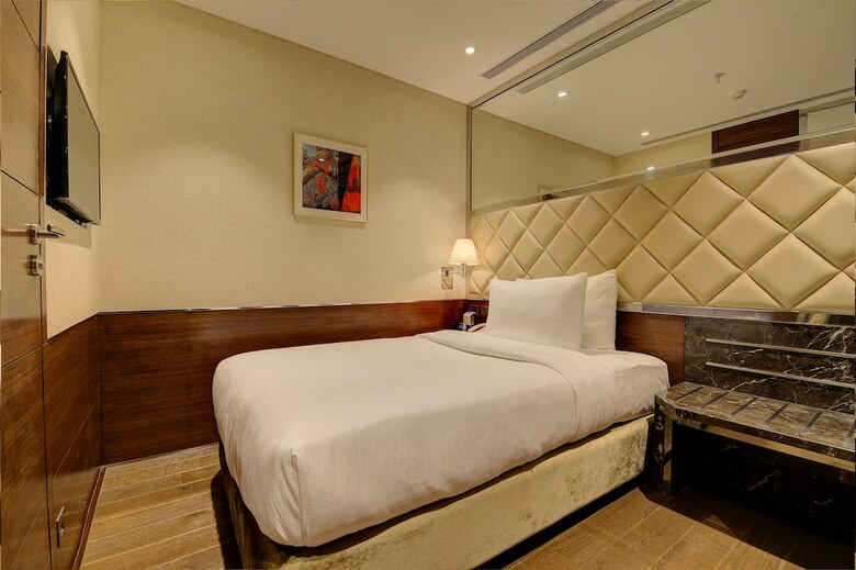 Niranta Transit Hotel Mumbai Airport