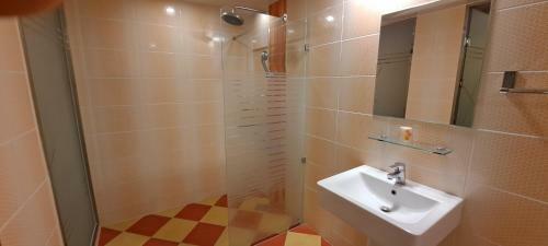 Hotel Show Motel Yangsan