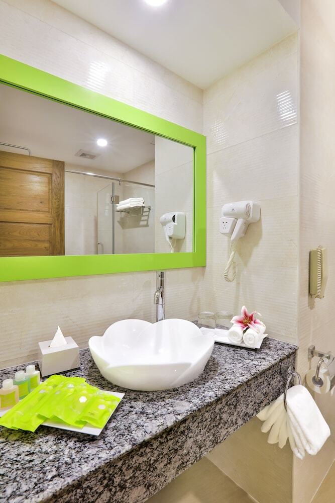 Hotel Ibis Styles Yangon Stadium