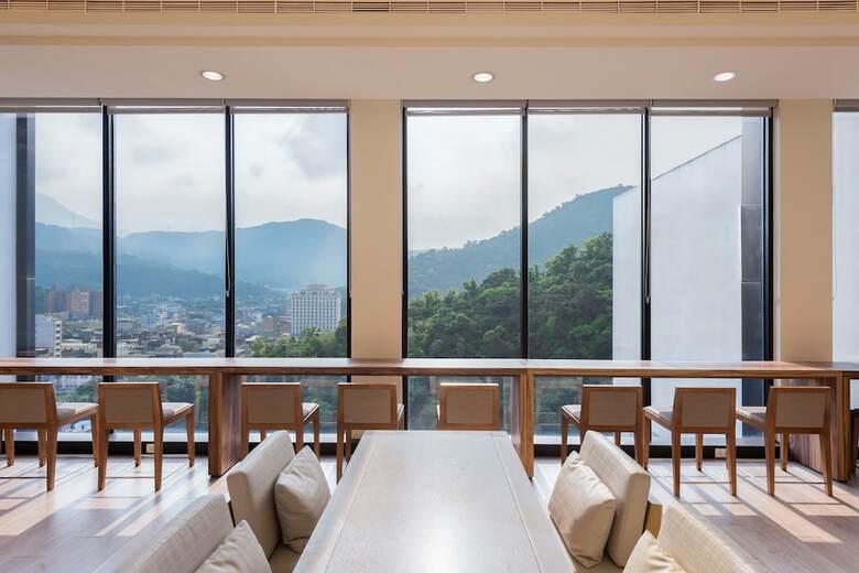 Lakeshore Hotel Suao