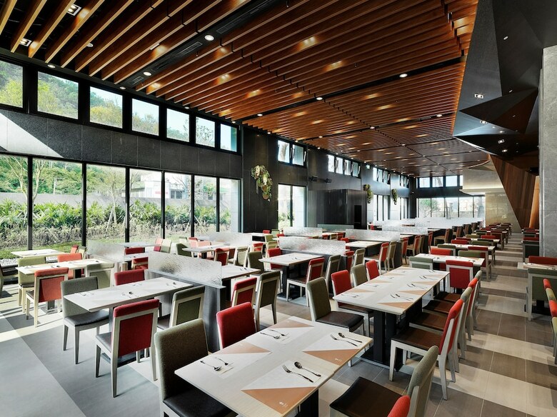 Lakeshore Hotel Suao