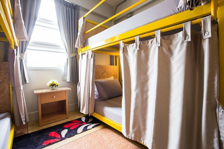 Hostal Cubic Bangkok Hostel