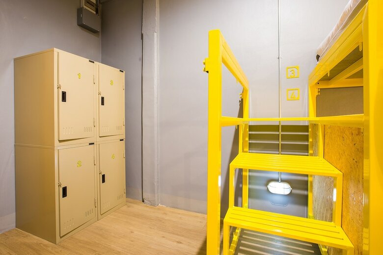 Hostal Cubic Bangkok Hostel