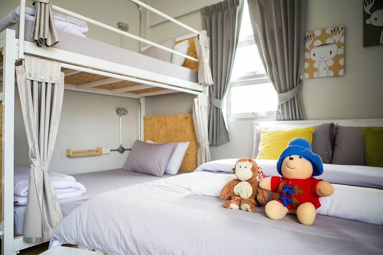 Hostal Cubic Bangkok Hostel