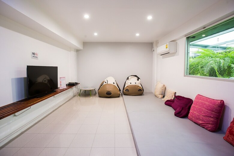 Hostal Cubic Bangkok Hostel
