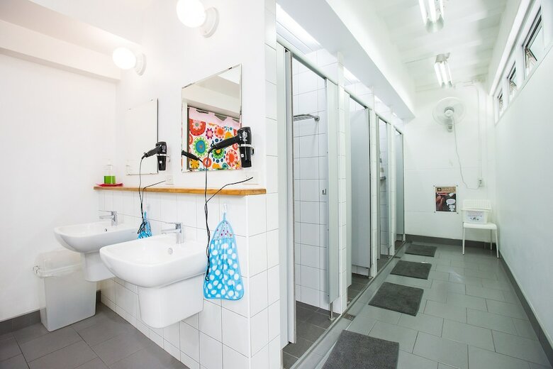 Hostal Cubic Bangkok Hostel