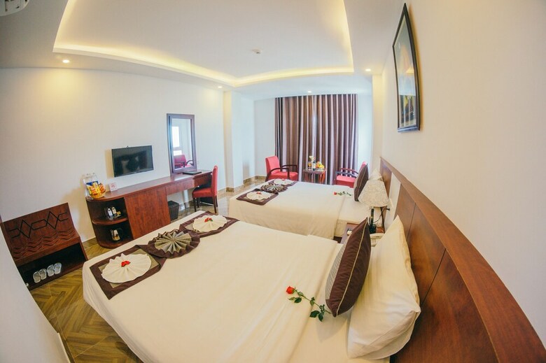 Gem Hotel