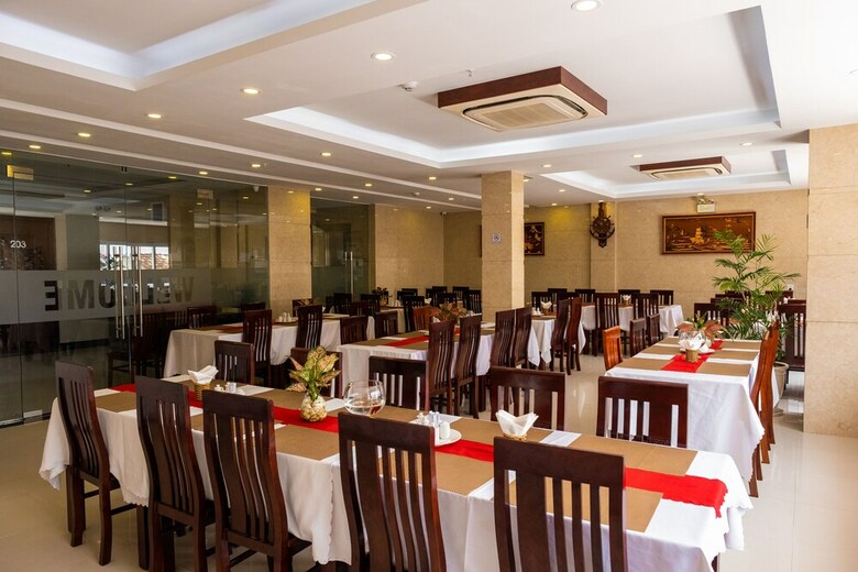 Gem Hotel