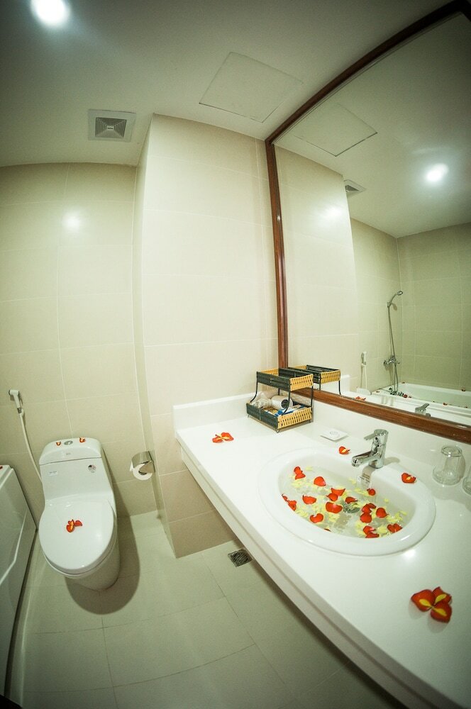Gem Hotel