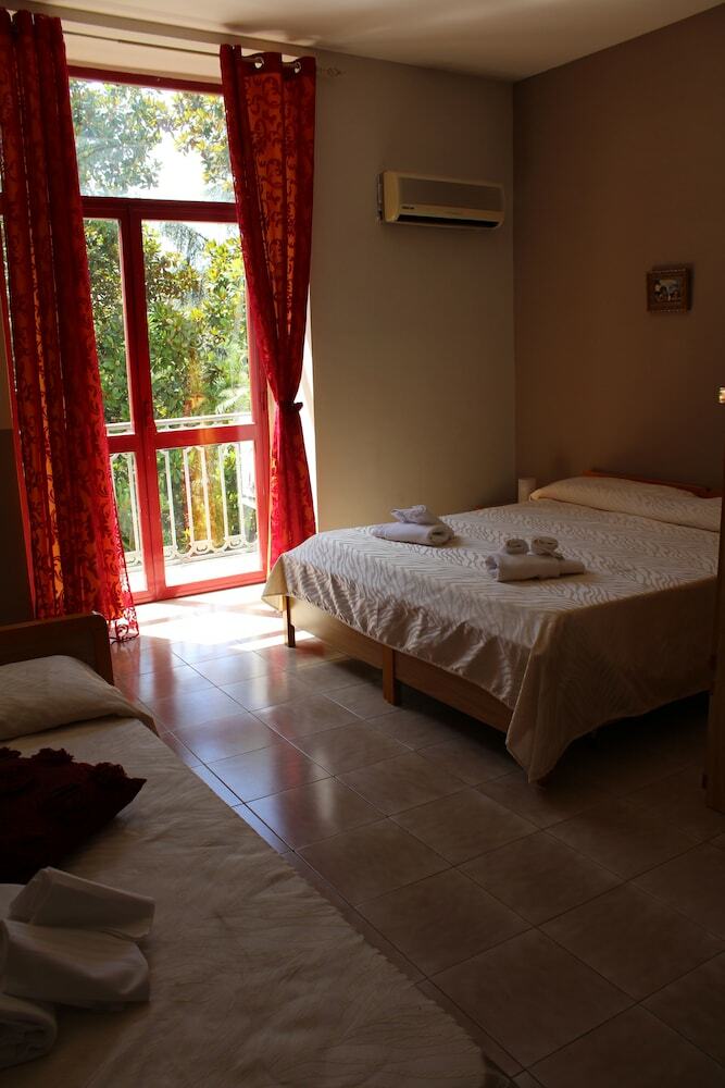 Hotel Santuario Pompei