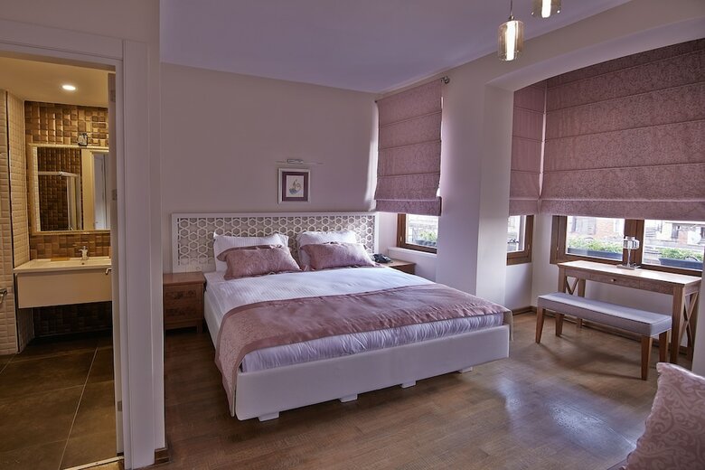 Arart Hotel