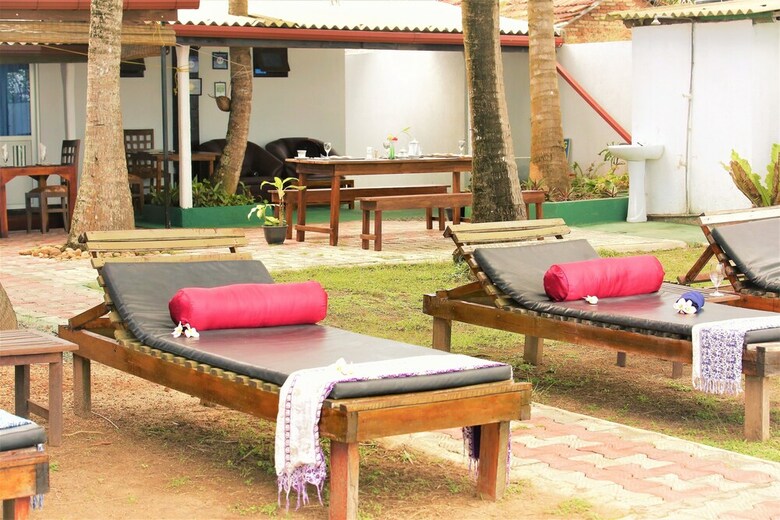 Hotel Dinsara Pearl Villa